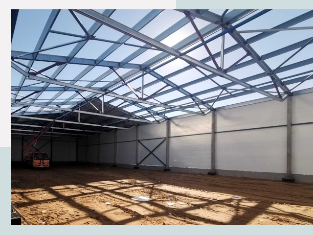 Строительство сенохранилищ в Черемхове